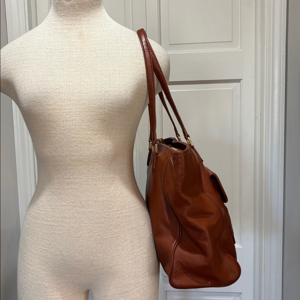 Tory Burch large brown pebbled leather shoulder bag/purse - Picture 4 of 16